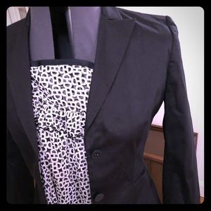 Tahari tapered blazer